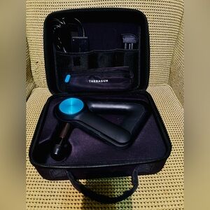 Theragun G3pro Neuromuscular percussive Massager